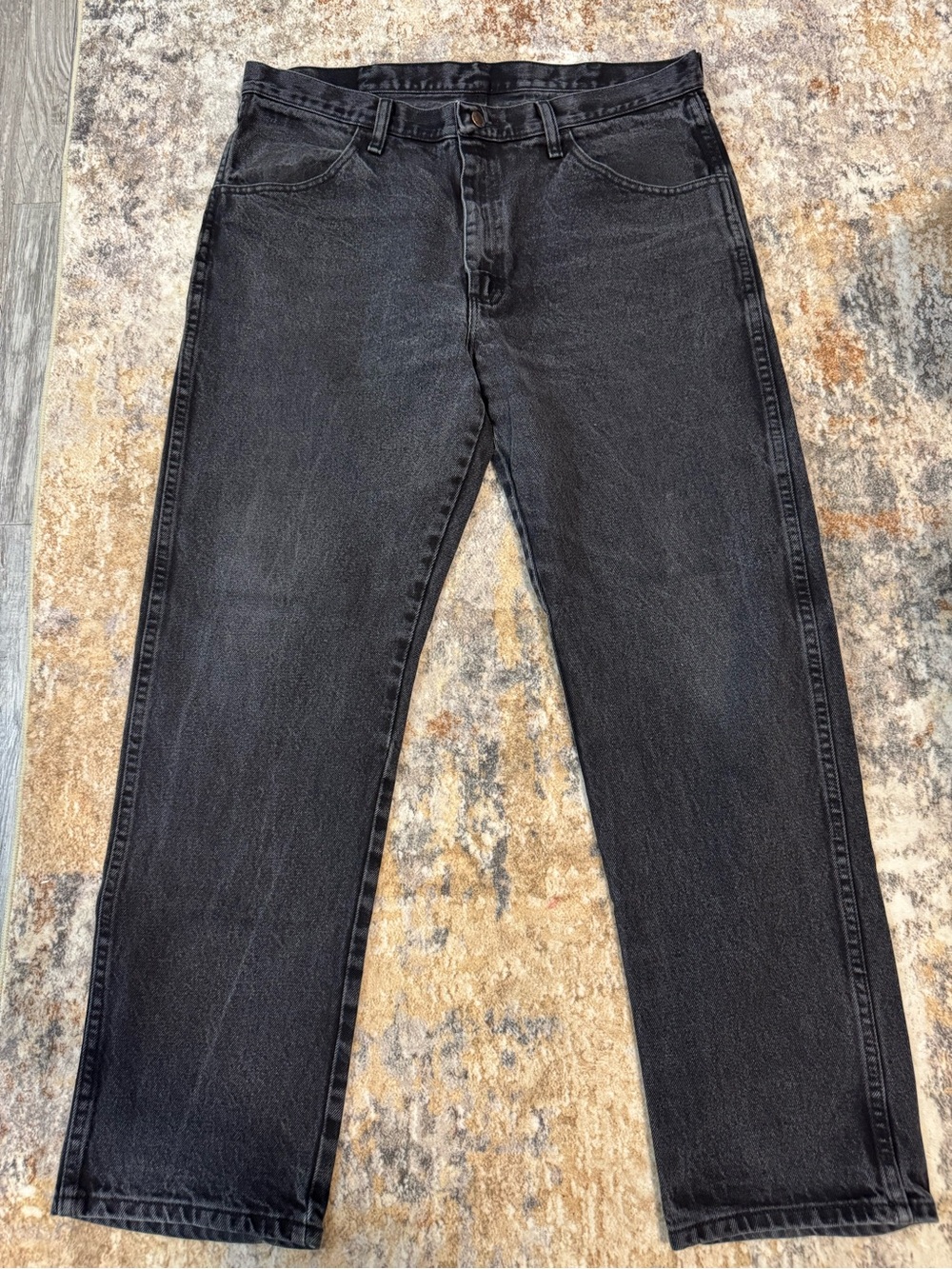 Rustler Relaxed Black Men's Jeans — Comfortable Everyday Denim